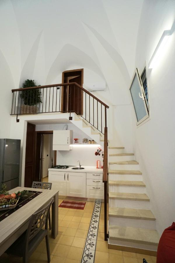 Arete Apartments Lecce Exteriör bild